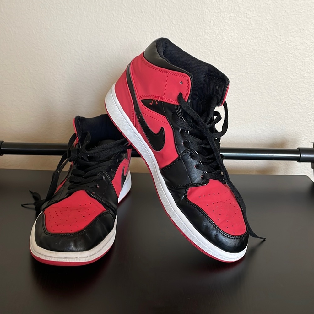 High top mens sneakers